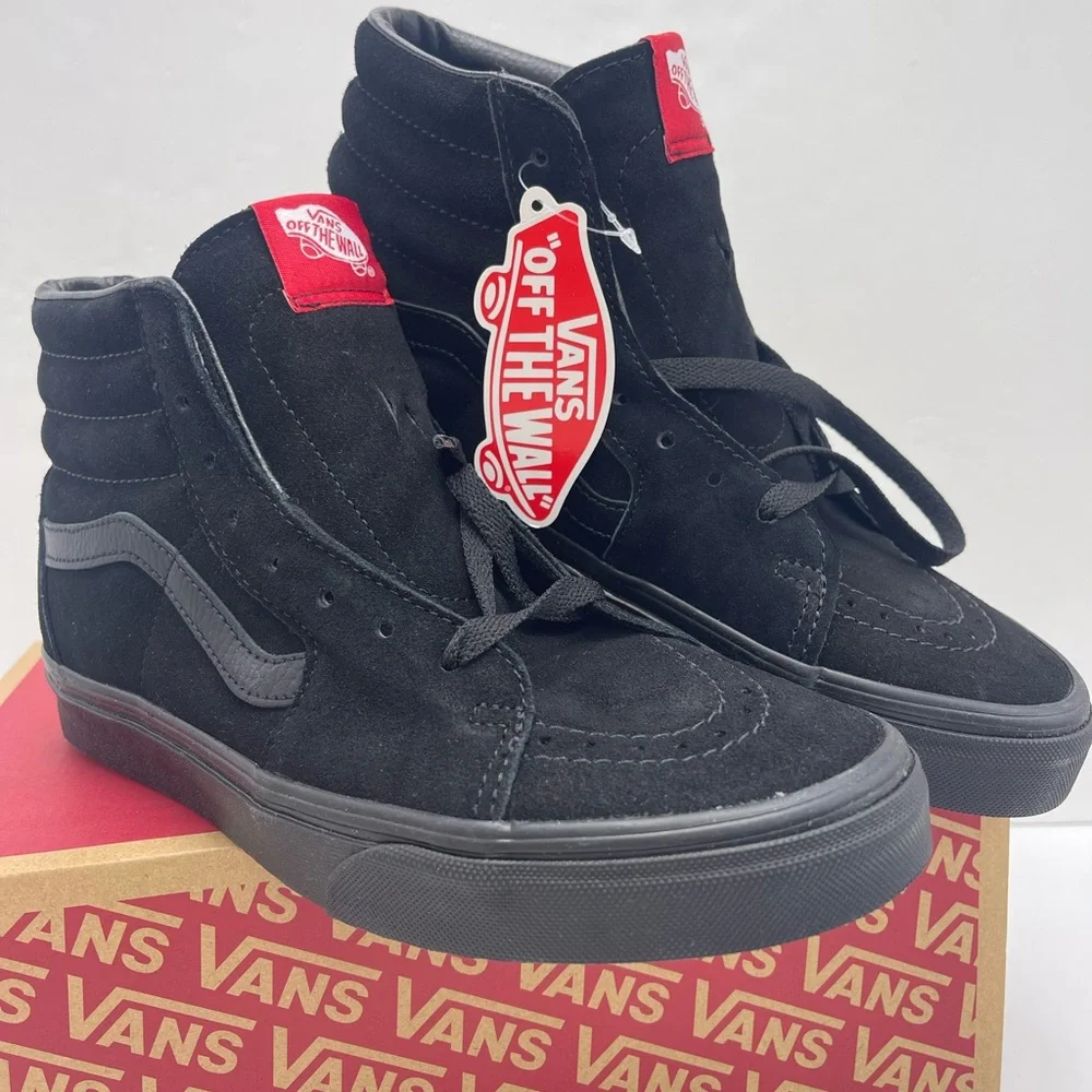 Vans Sk8-Hi 'Black Suede'
Men's Black High-Top Sneakers - Picture 3 of 16